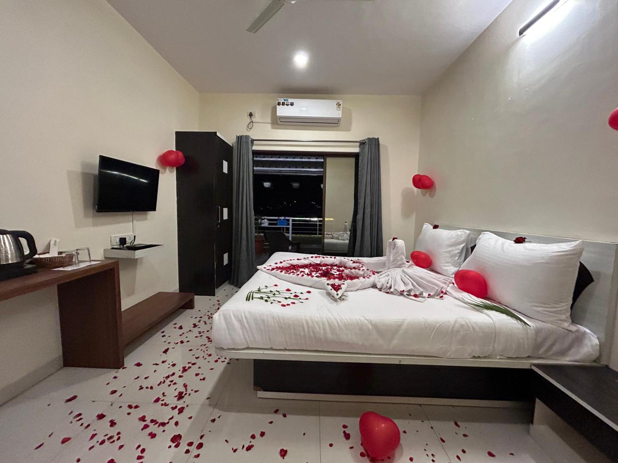 Trattino Resorts Panchgani Exterior foto
